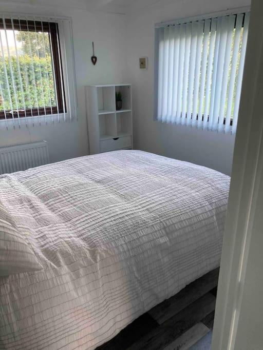 Cwtch Cymru Lodge 7F Caer Beris Holiday Lodge Park Builth Wells Esterno foto